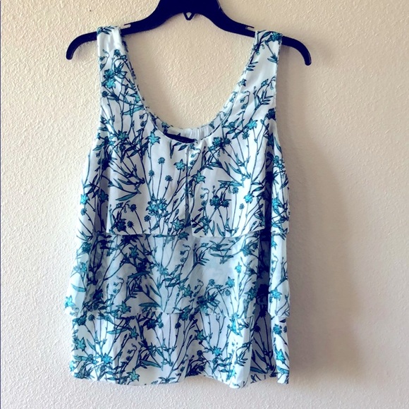 Banana Republic Tank Top - Picture 2 of 4